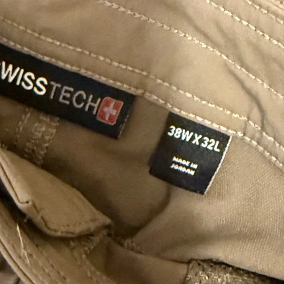 Swiss Tech Mens Khaki Cargo Pants‎ 38W x 32L Nylon Spandex Outdoor Casual - Picture 3 of 6